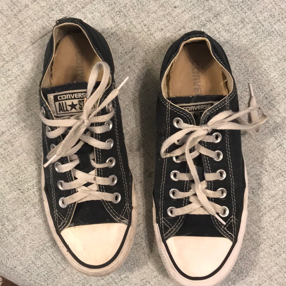 Black converse